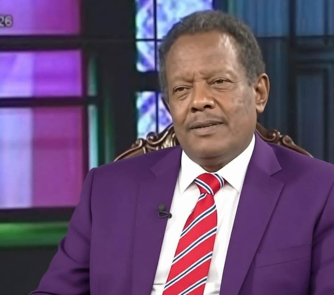 حين يترجّل صوت الحكمة… بروف صلاح الدين الفاضل وذاكرة الإذاعة_ السودانية