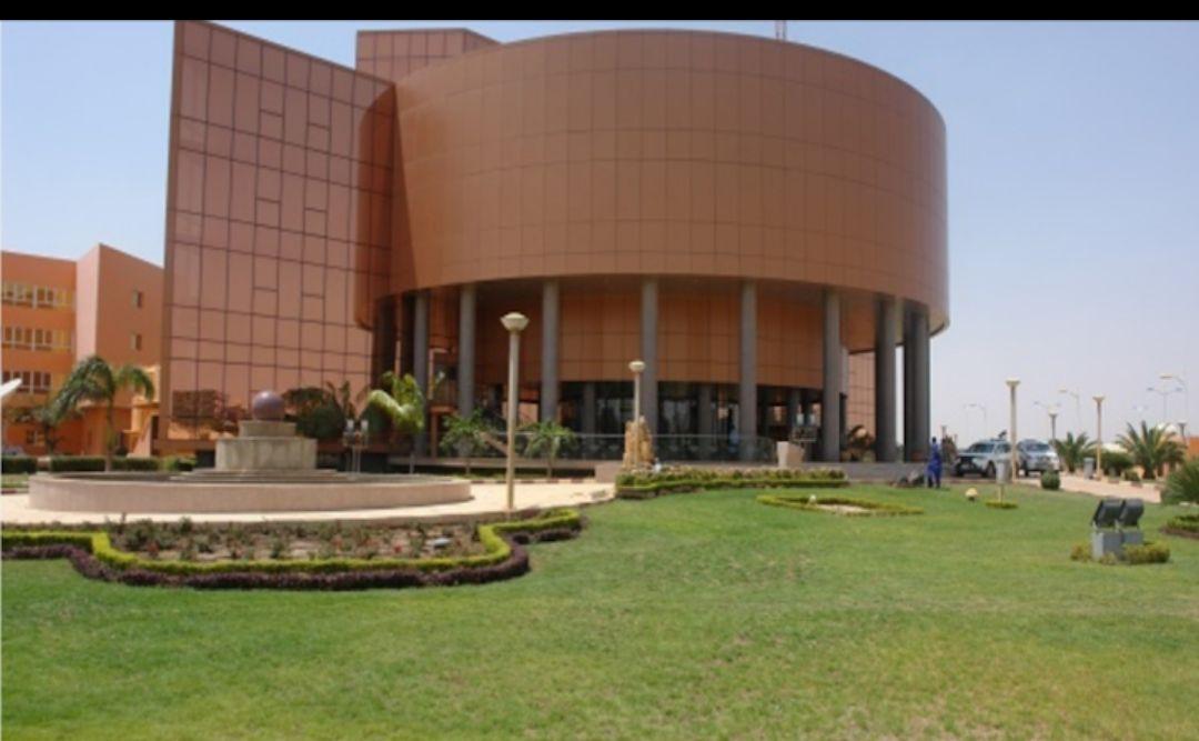 البيوت التي تُباع الآن… قد لا تعود أبداً  لؤي اسماعيل مجذوب