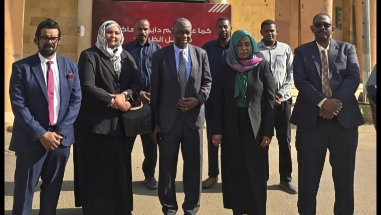 الرئيس التنفيذي لبنك الخرطوم لمياء ساتي تتفقد فروع البنك في ولاية الخرطوم