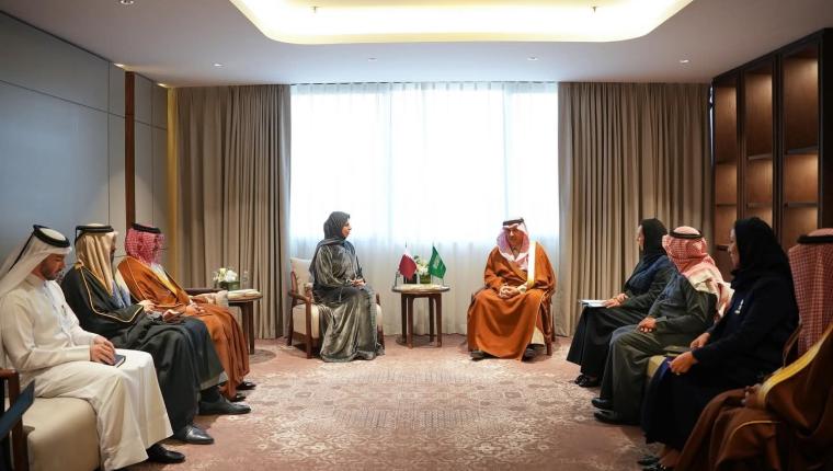 لولوة الخاطر وزير التربية والتعليم العالي  القطري في السعودية