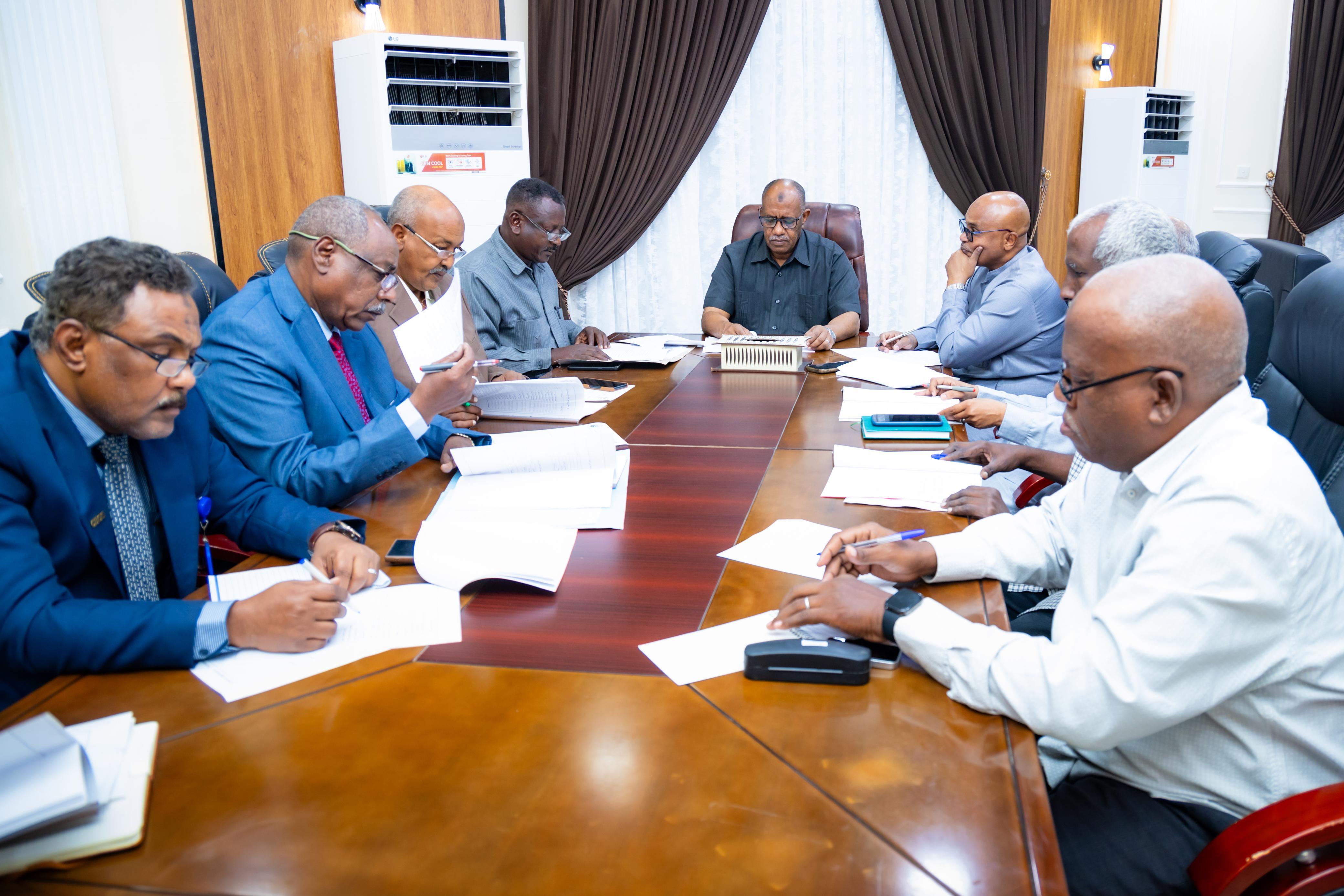 مؤسسة التمويل الأصغر بالبحر الأحمر تعتمد خطة 2026م وتستهدف القطاعات الإنتاجية