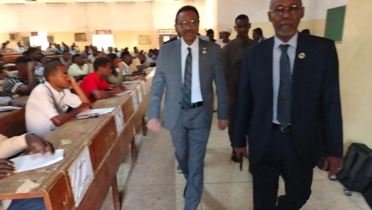 اكثر  من 7000 طالب وطالبة يجلسون للامتحانات