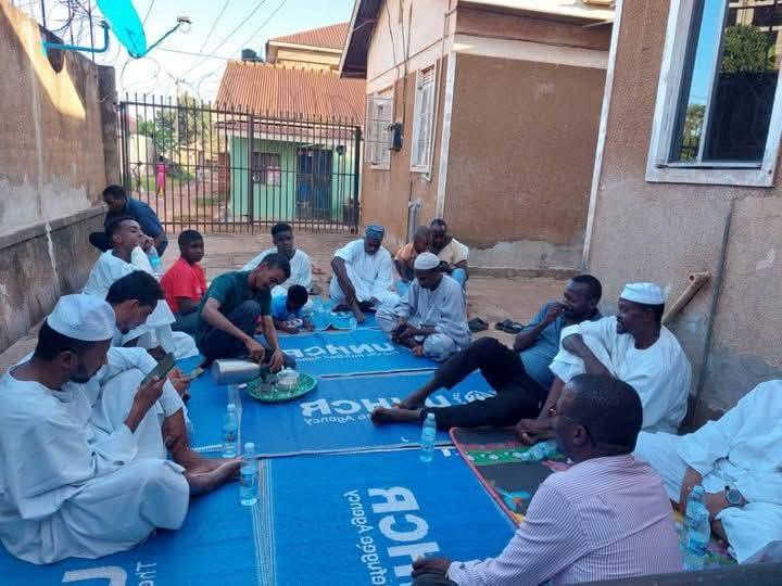 أول فوج  للاجئين السودانيين يعودون من أوغندا مع بدء عملية العودة الطوعية إلى الوطن