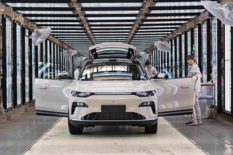 بأكثر من 34 مليون سيارة إنتاجا ومبيعا سيارات الطاقة الجديدة