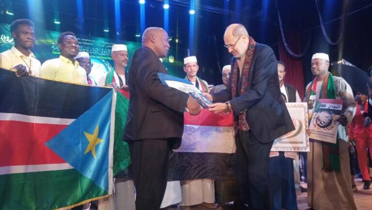 تكريم سوداني في القاهرة: رسالة سلام صوفية من قلب مهرجان “سماع